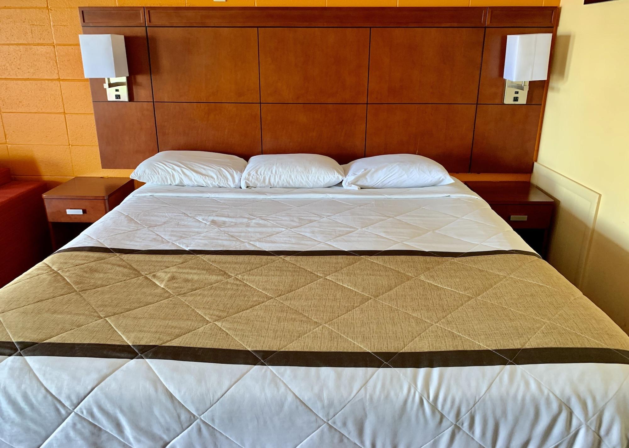 Budget Inn Mifflintown Экстерьер фото