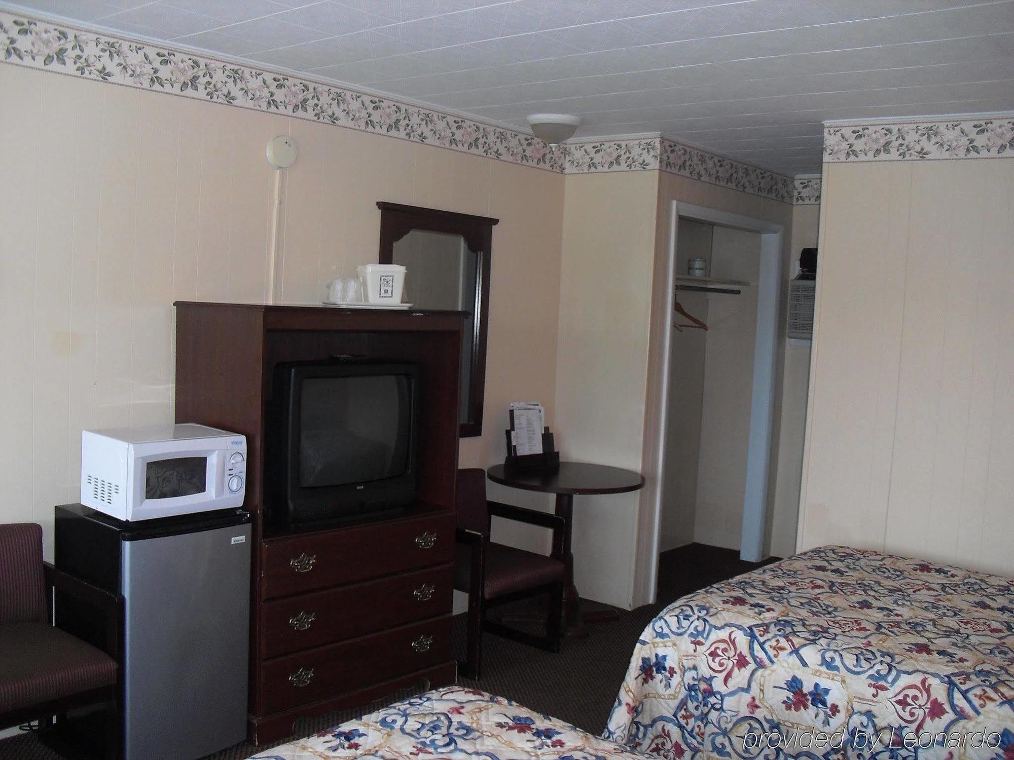 Budget Inn Mifflintown Экстерьер фото