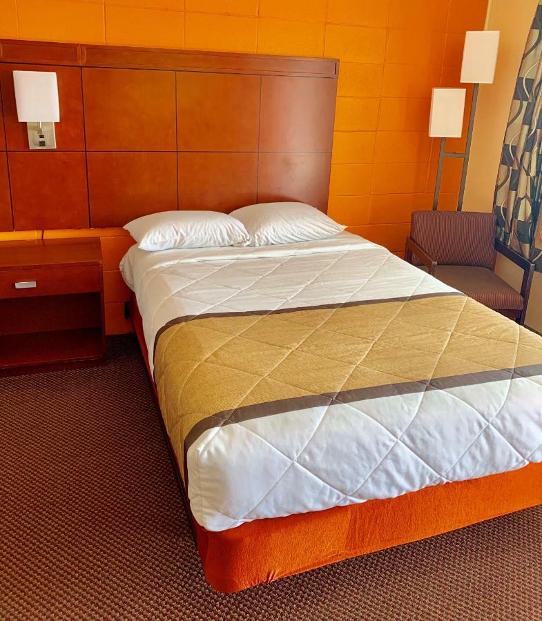 Budget Inn Mifflintown Экстерьер фото